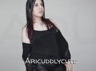 Aricuddlycute