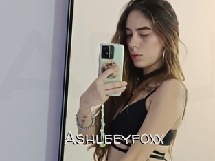Ashleeyfoxx