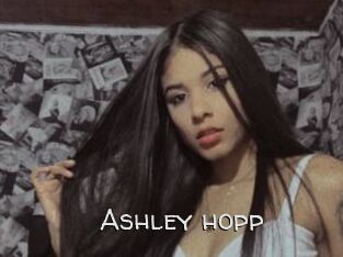 Ashley_hopp