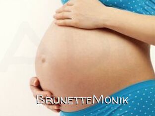 BrunetteMonik