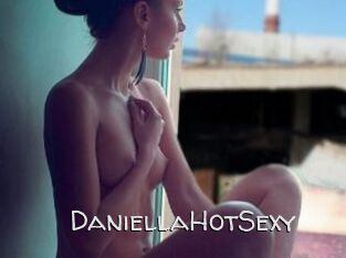 DaniellaHotSexy
