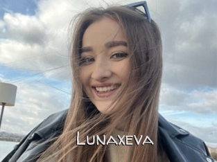 Lunaxeva