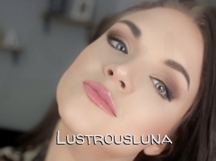 Lustrousluna