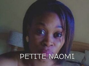 PETITE_NAOMI