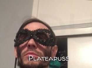 Plate_a_puss