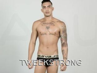 TWEEKSTRONG