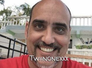 Twiinonexxx