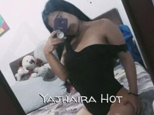 Yajhaira_Hot
